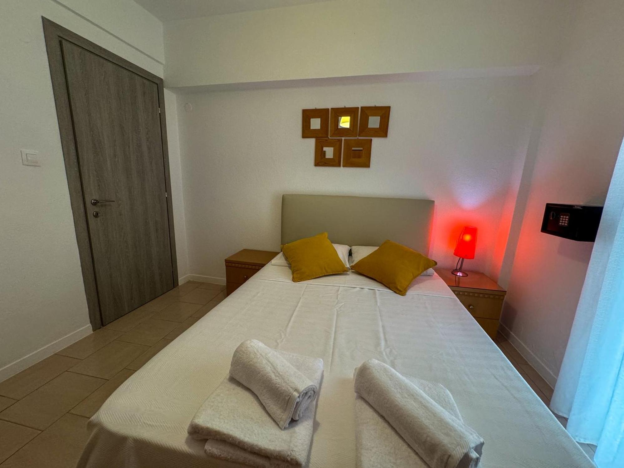 Makis House Hotel Nikiti  Exterior foto